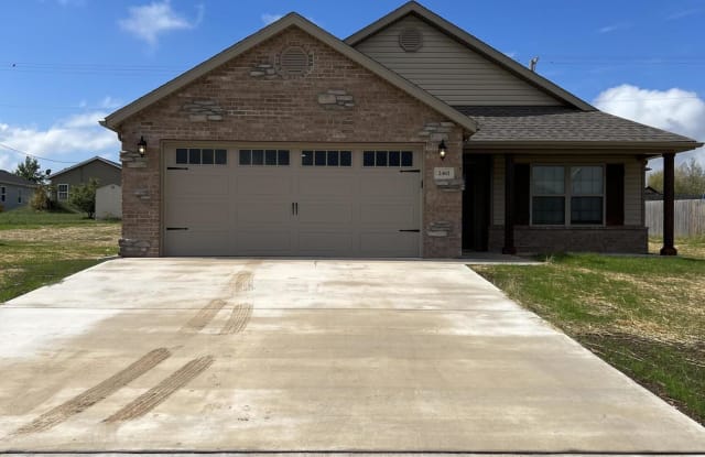 2402 S Jackson Avenue - 2402 South Jackson Avenue, Joplin, MO 64804