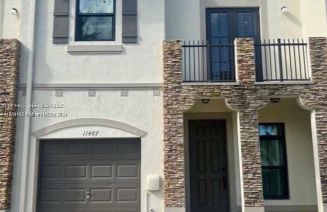 11467 SW 238th St photos photos