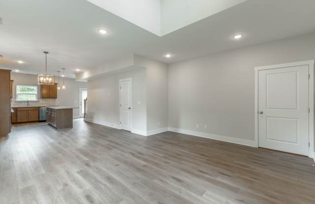 4708 Heiskell Drive Gallery 3