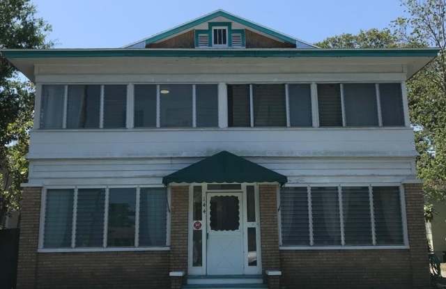 144 9TH AVENUE NE - 144 9th Avenue Northeast, St. Petersburg, FL 33701