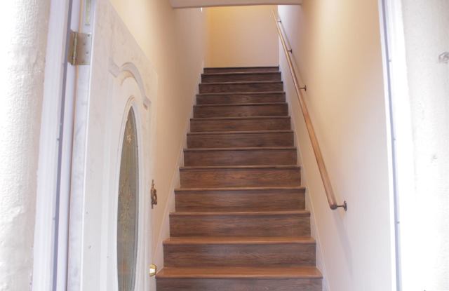 615 Brittania Street Gallery 4