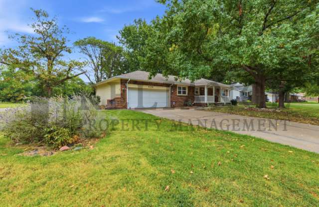 428 Peach Tree Lane Gallery 2