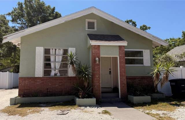 905 JONES STREET photos photos