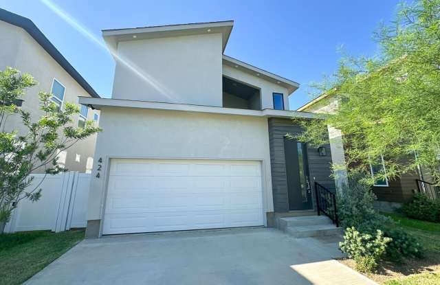 424 Deer Path Loop - 424 Deer Path Loop, Laredo, TX 78045