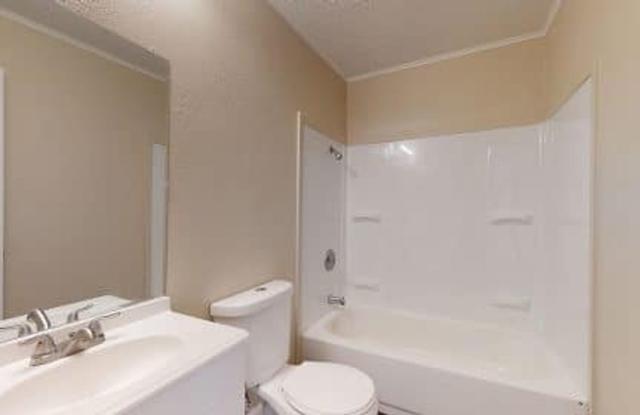 105 Michael Ave photos photos
