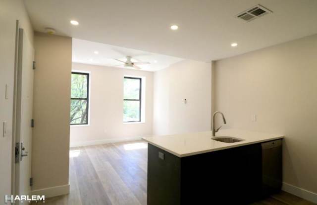 2267 2ND AVE. photos photos