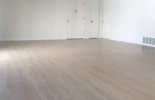 4626 Natick Avenue Gallery 4