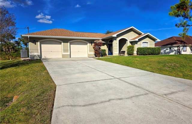 1625 N Gator Circle photos photos