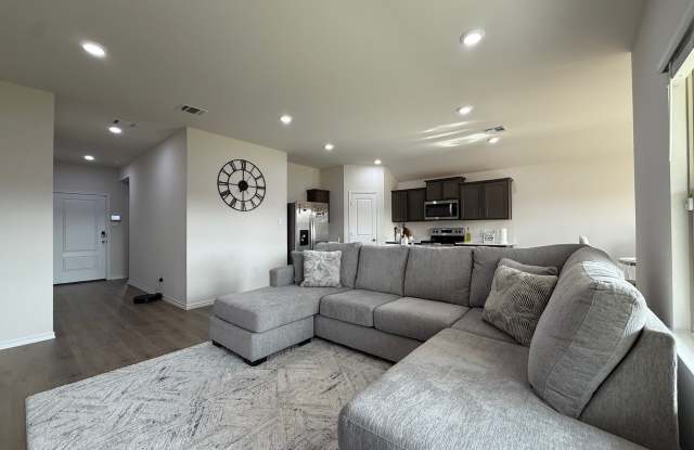 305 Charmed Way Gallery 3