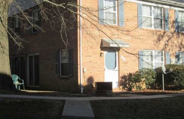 2 Bedroom 1.5 Bath Townhouse photos photos