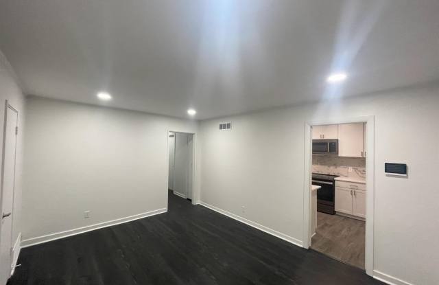 4967 Kimball Avenue Gallery 2