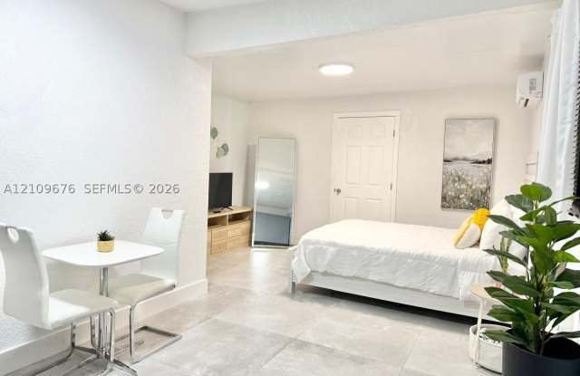 2420 Bermuda Dr Gallery 3