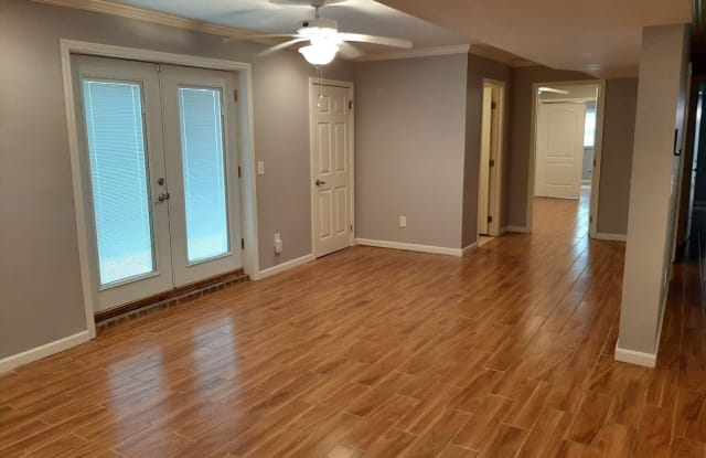 104 Elementary Drive Unit B - 104 Elementary Drive, White House, TN 37188