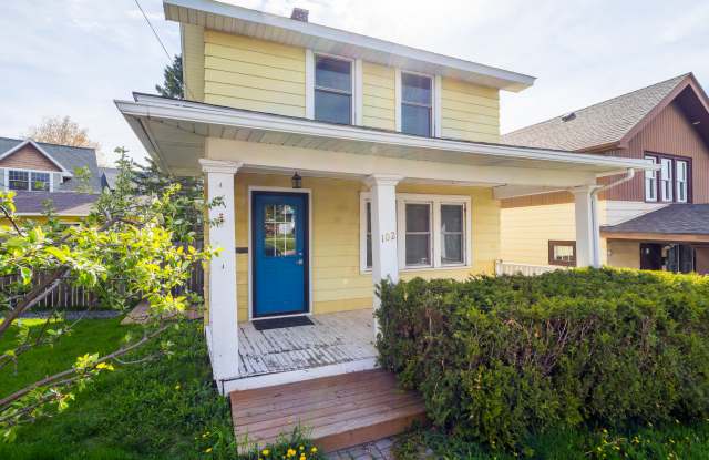 102 Parkland Ave Gallery 3