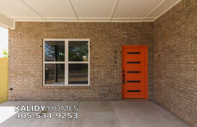 905 South Howard Avenue Gallery 2