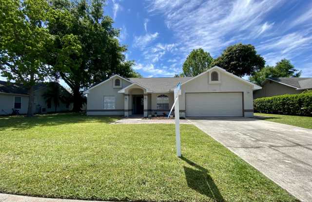 1018 Spring Landing Drive photos photos