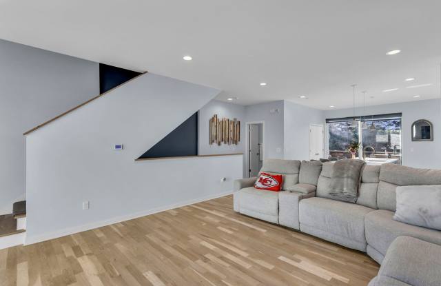 Fantastic Union Hill Townhome! photos photos