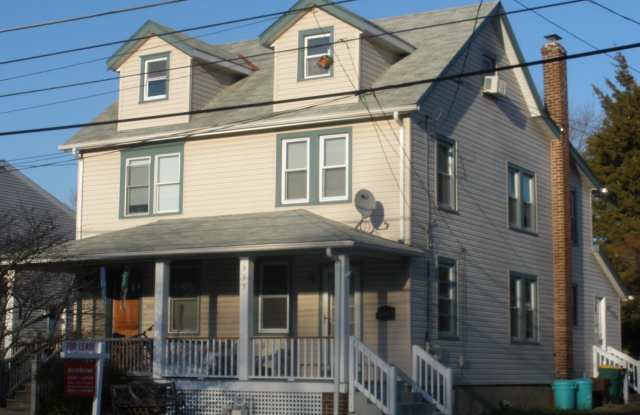 335 S LINCOLN AVENUE - 335 South Lincoln Avenue, Newtown, PA 18940