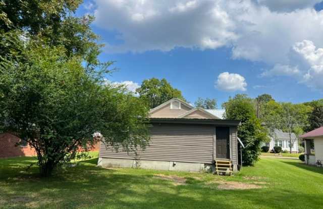 Renovated 3 Bedroom 1 Bath Home for Rent Gallery 3