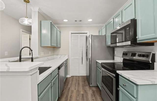 225 Warm Springs Circle Gallery 3