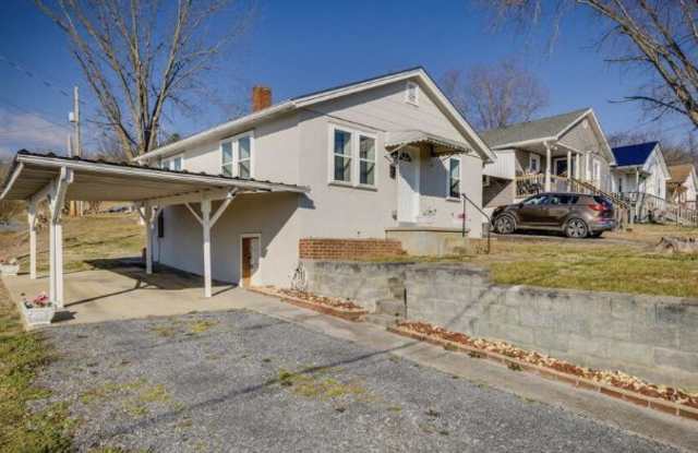1200 Riverside Ave photos photos