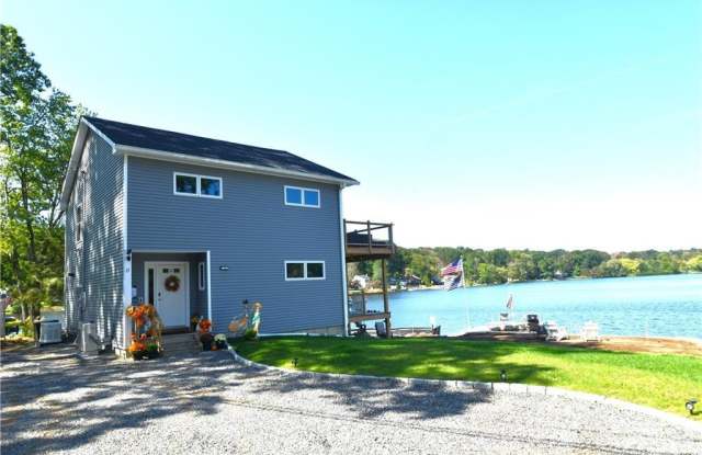 21 Lakeside Drive Gallery 3
