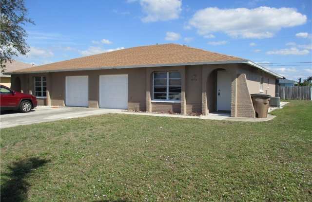 4119 SW 7th Place photos photos