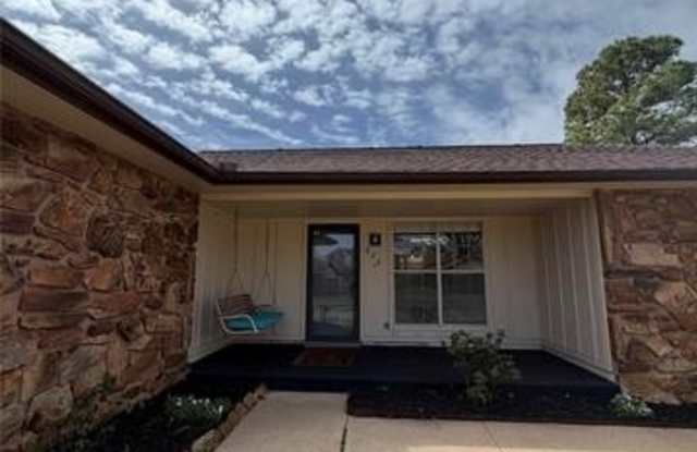 622 N Gum Street N photos photos 622 N Gum Street N photos photos