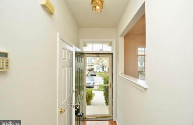 4223 Devonwood Way photos photos