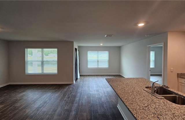 511 Autumns Wood Circle Gallery 4