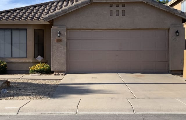 3224 E HONONEGH Drive - 3224 East Hononegh Drive, Phoenix, AZ 85050