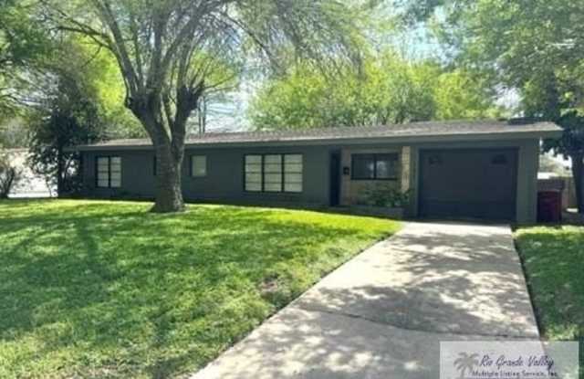 164 ROBINS LN. Gallery 4
