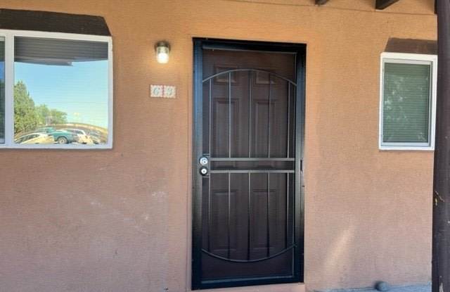 2800 Cerrillos unit: 63 photos photos