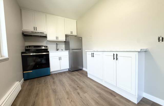 2060 Allen Boulevard - 20 photos photos