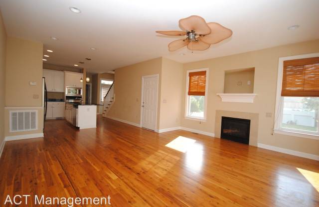 318 Columbia Avenue #1 Gallery 4