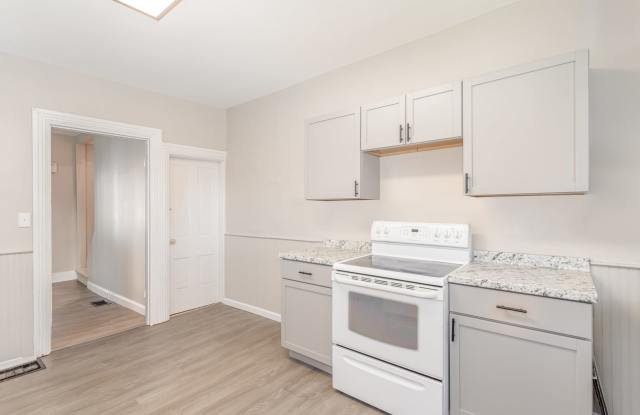 Newly remodeled 3 bedroom home photos photos