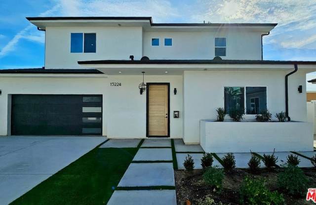 15224 W Holyland Dr photos photos