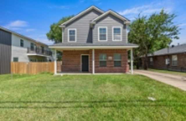 403 Holleman Drive Gallery 1
