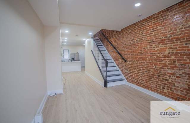3205 Esther Pl Gallery 4