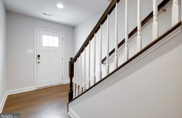 3653 DUCKHORN WAY Gallery 4