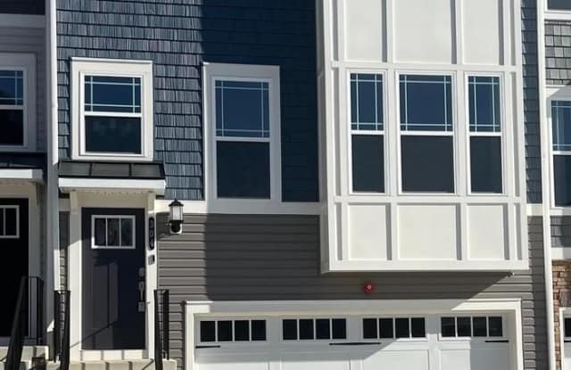 304 SWEETBAY RD photos photos