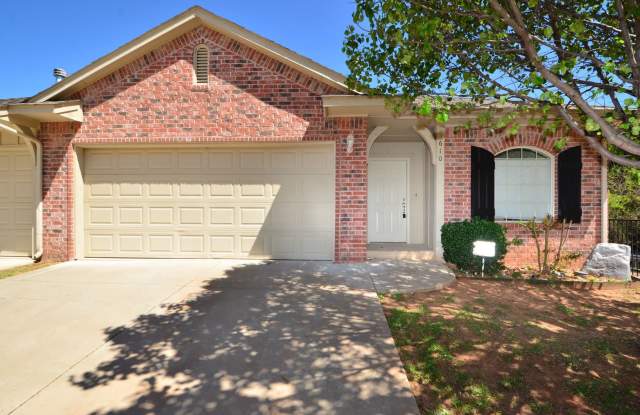Great 3 Bed, 2 Bath Duplex In Edmond!! photos photos