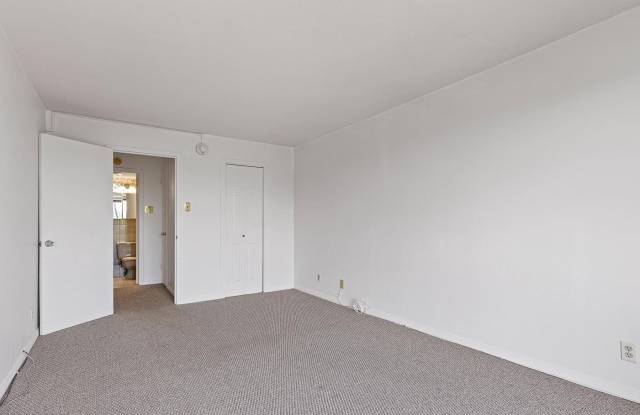 2401 Pennsylvania Ave Unit C-715 Gallery 2