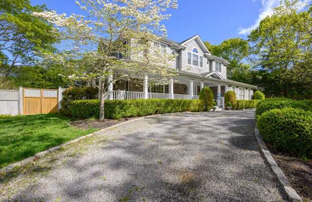 7 Hilltop Lane Gallery 2