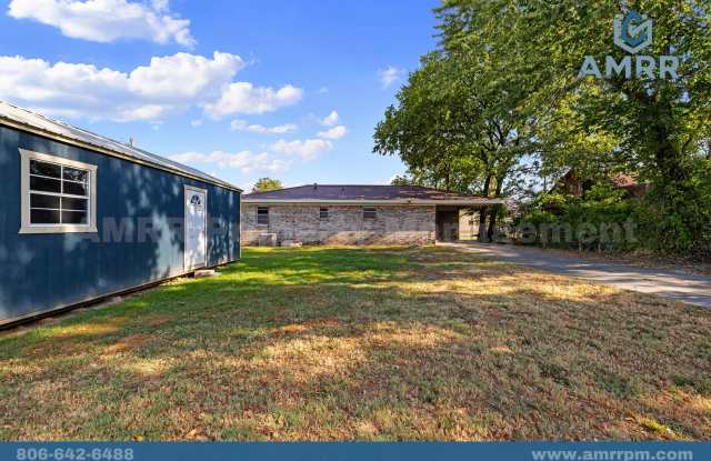 New Beginnings Start with AMRR: Charming 3-Bedroom Corner Lot Home Available Now Gallery 3