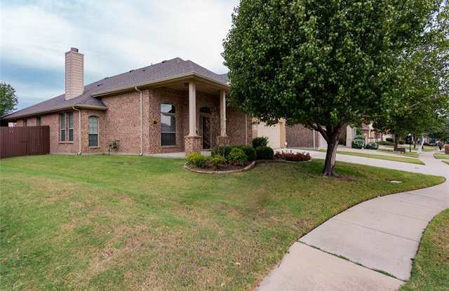 4928 Lasso Lane Gallery 2