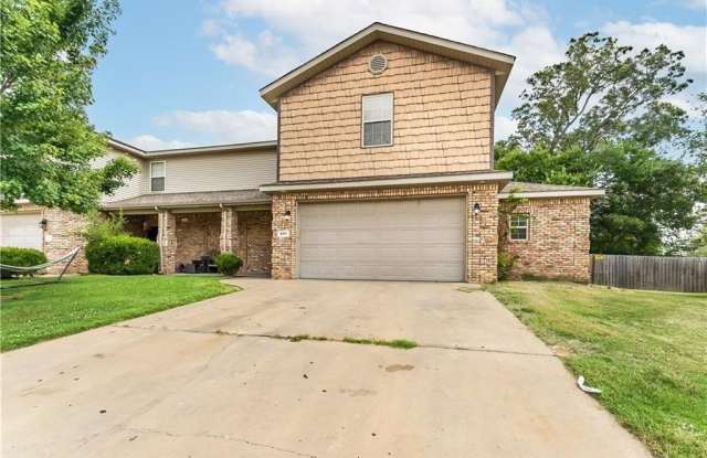 604  NW 17th  CT photos photos