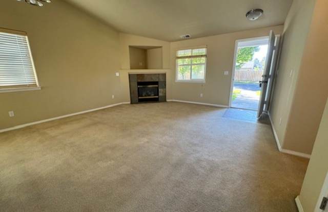 Single level home SE Bend Gallery 3