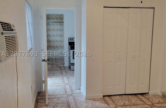 14815 NE 8th Ct Gallery 3
