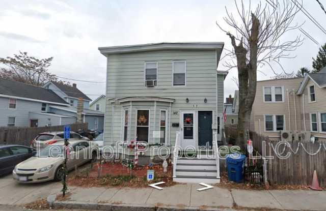 142 Jewett Street - 5 photos photos